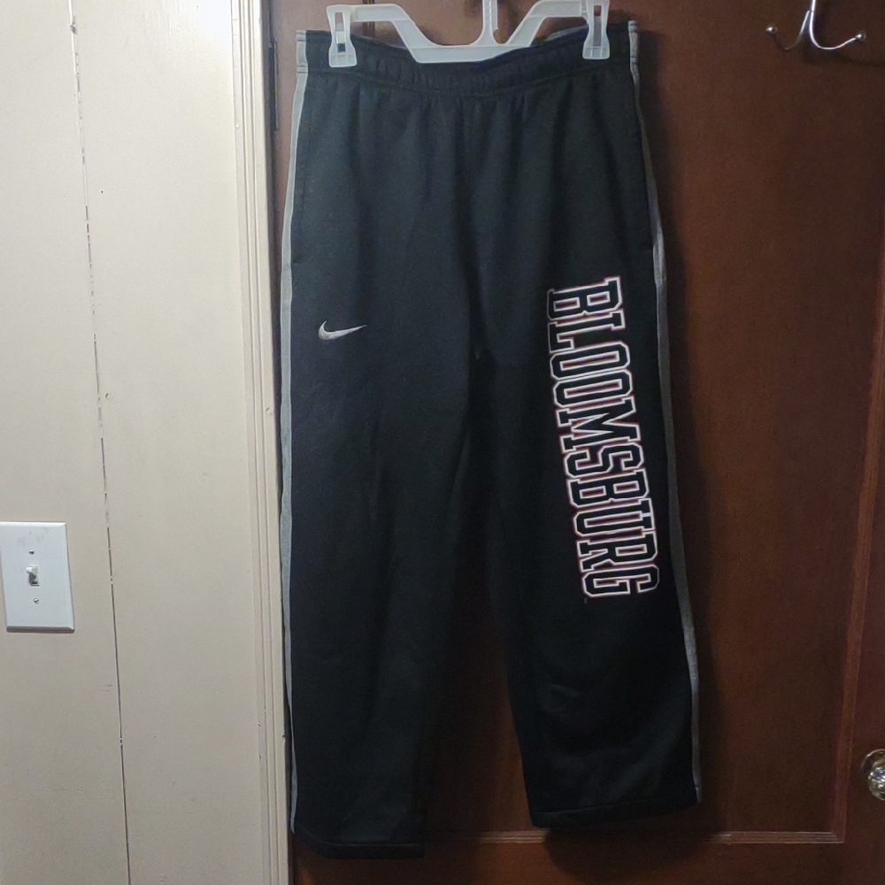 Nike Bloomsburg University Black Sweatpant Jogger Athletic Thermafit Track Pants